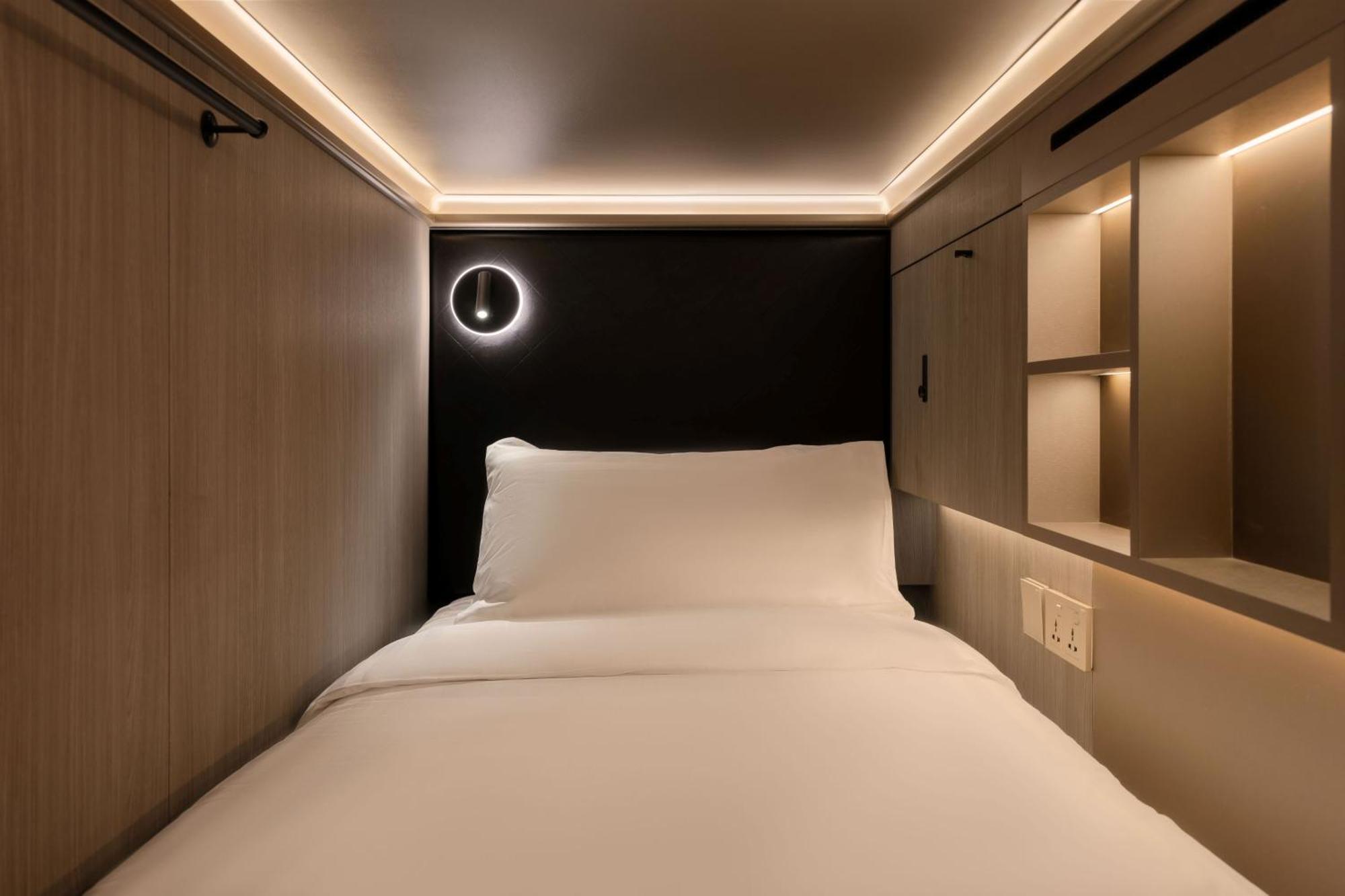 Cube Social Boutique Capsule Hotel At Boat Quay Singapur Habitación foto