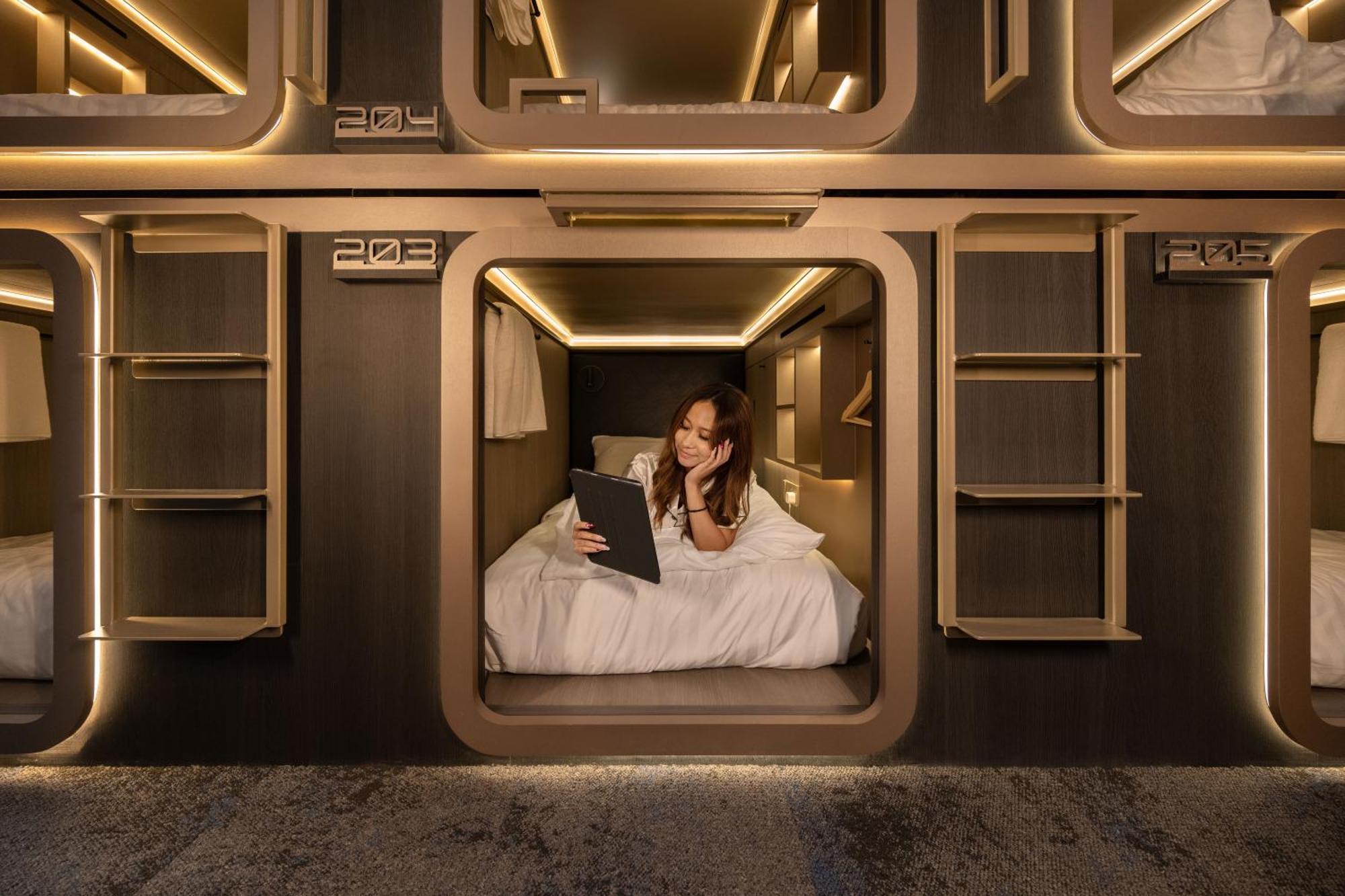 Cube Social Boutique Capsule Hotel At Boat Quay Singapur Exterior foto
