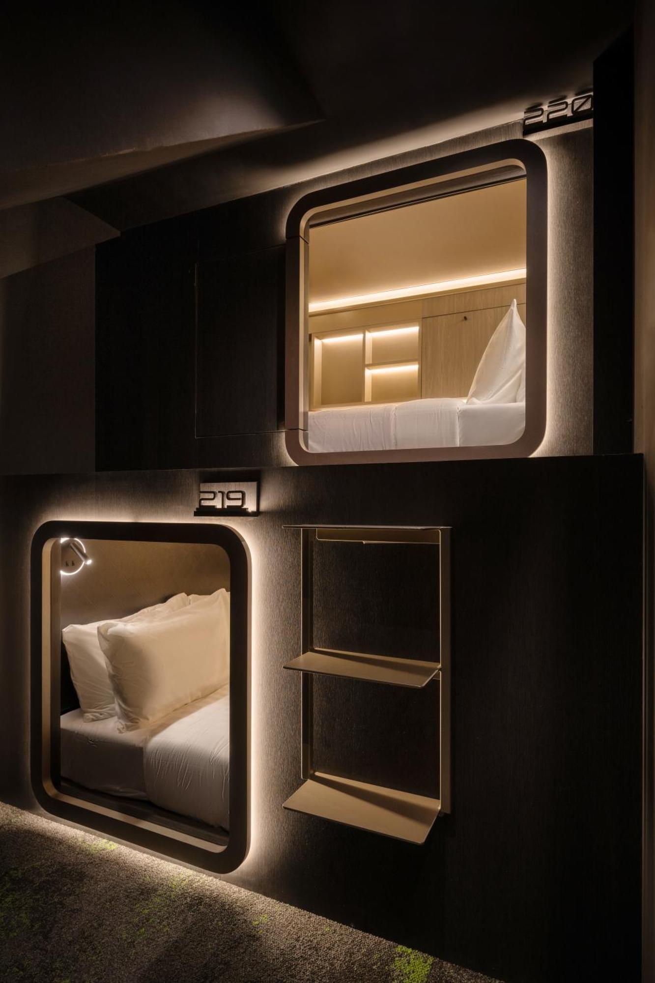 Cube Social Boutique Capsule Hotel At Boat Quay Singapur Exterior foto