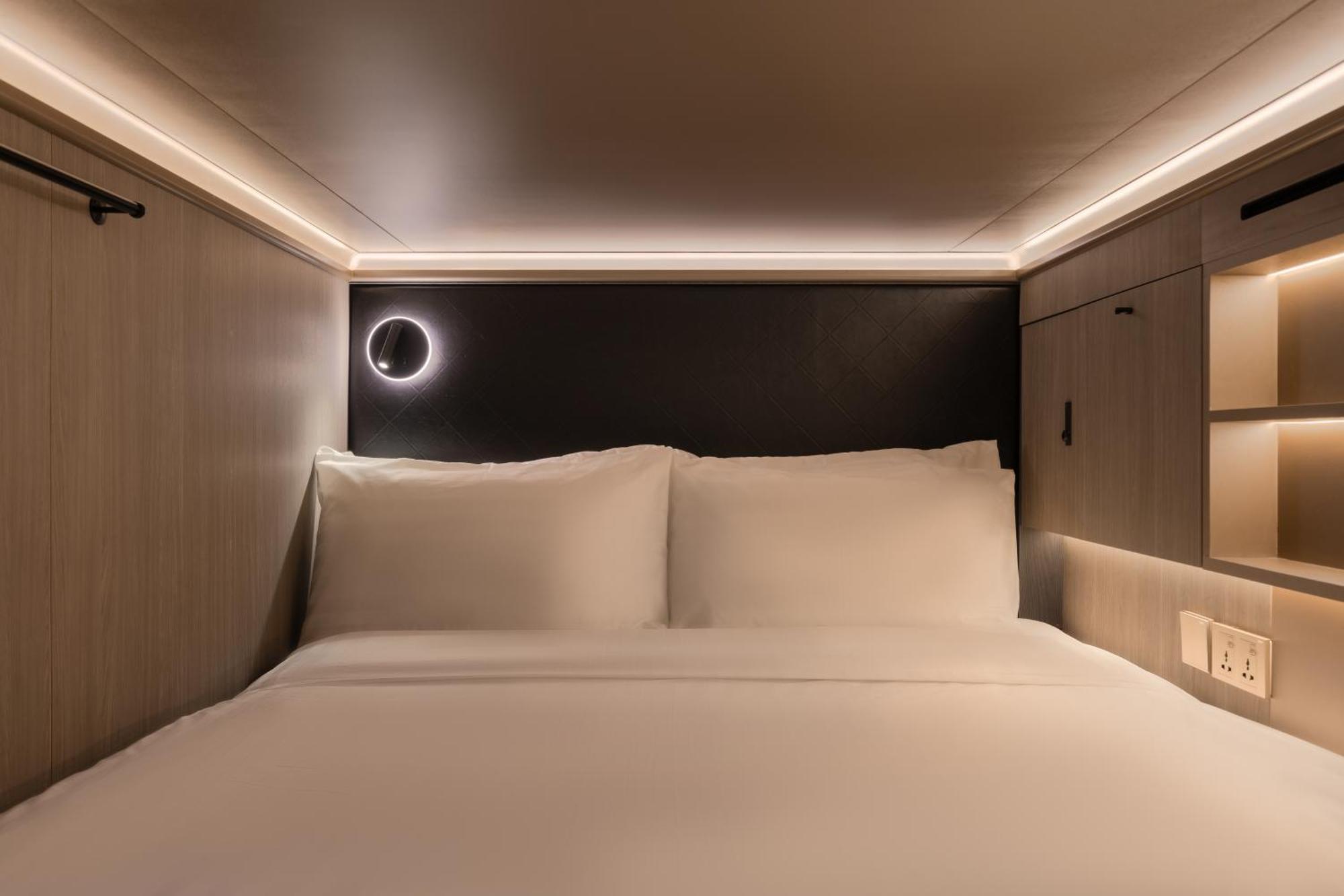 Cube Social Boutique Capsule Hotel At Boat Quay Singapur Exterior foto